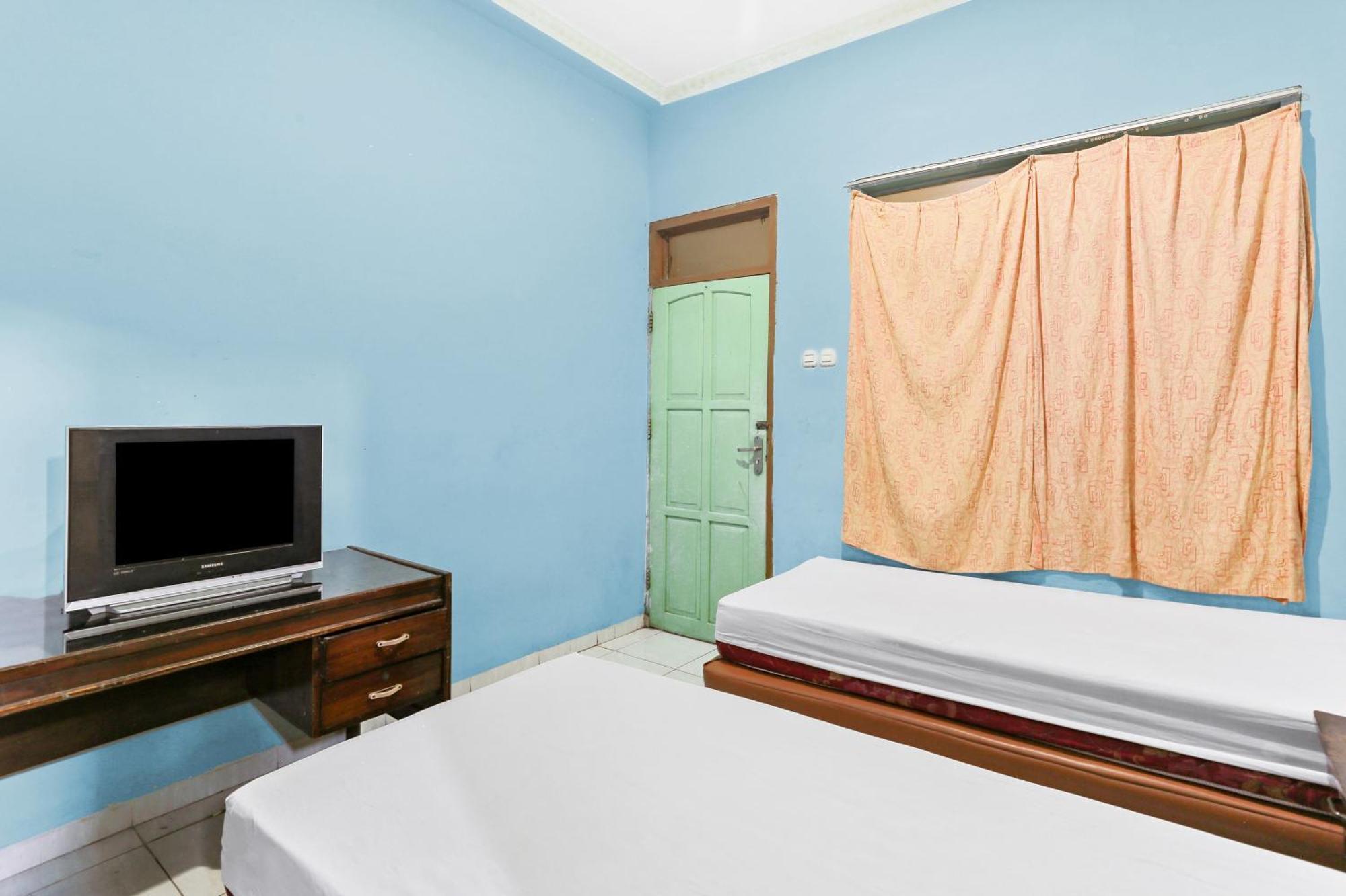 Hotel Fortuna Parepare Exterior foto